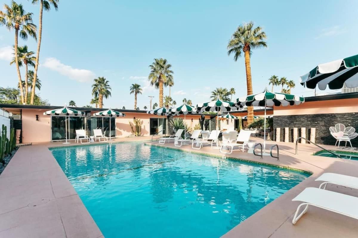 The Marley Hotel By Avantstay Classic Palm Springs Hotel W Pool Hot Tub Exterior photo